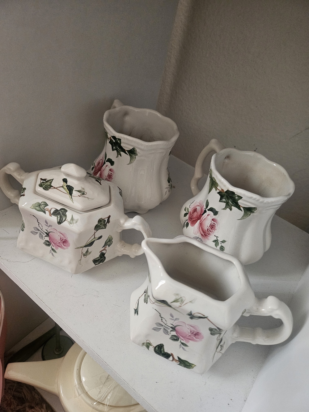 Crownford Classic White Ceramic Floral Creamer and Sugar Set - Pink Rose